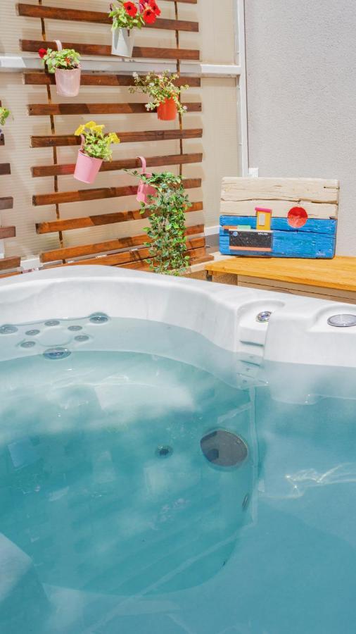 New Delux Green Garden Apartment With Hotube **** Spalato Esterno foto