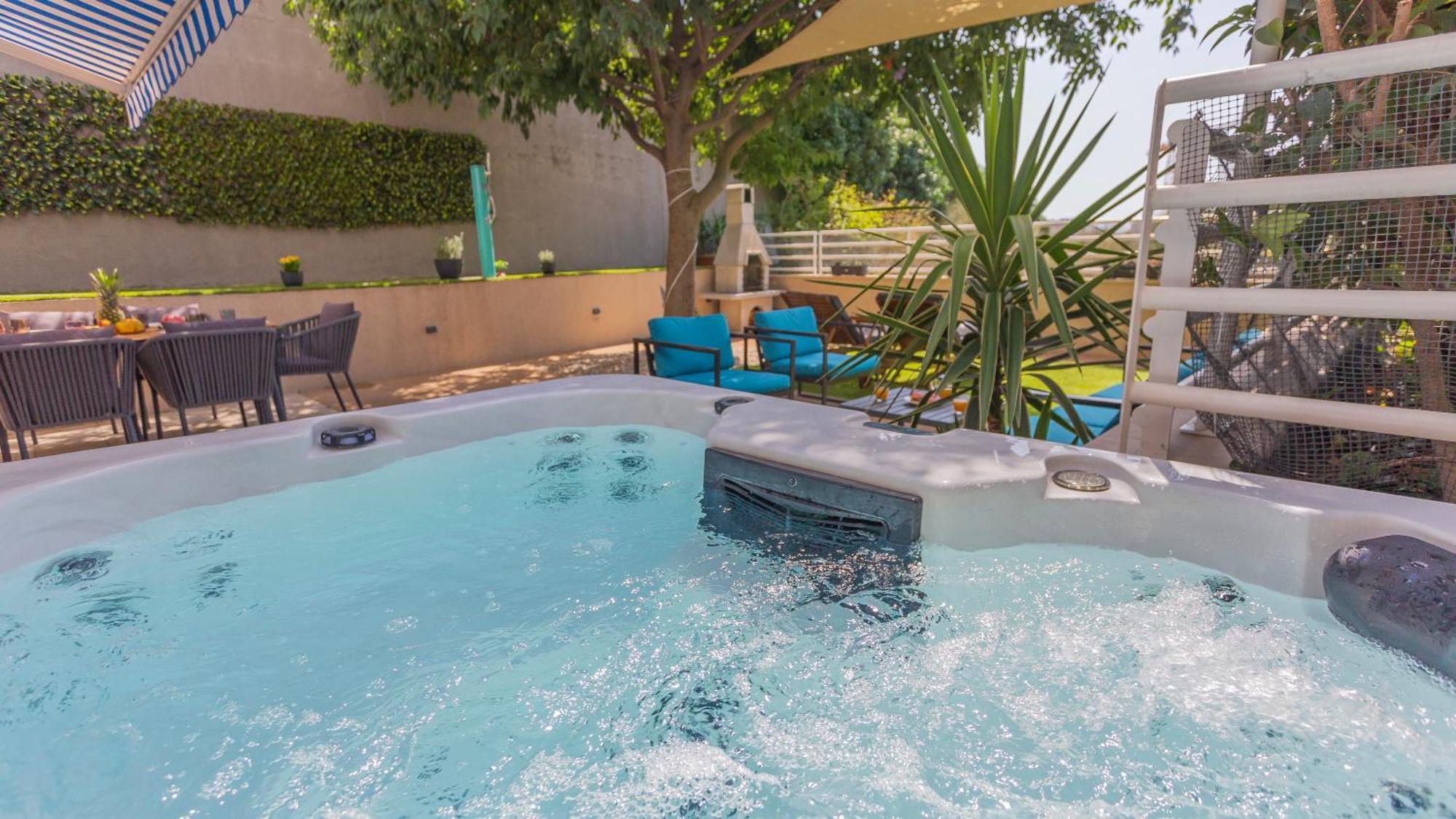 New Delux Green Garden Apartment With Hotube **** Spalato Esterno foto