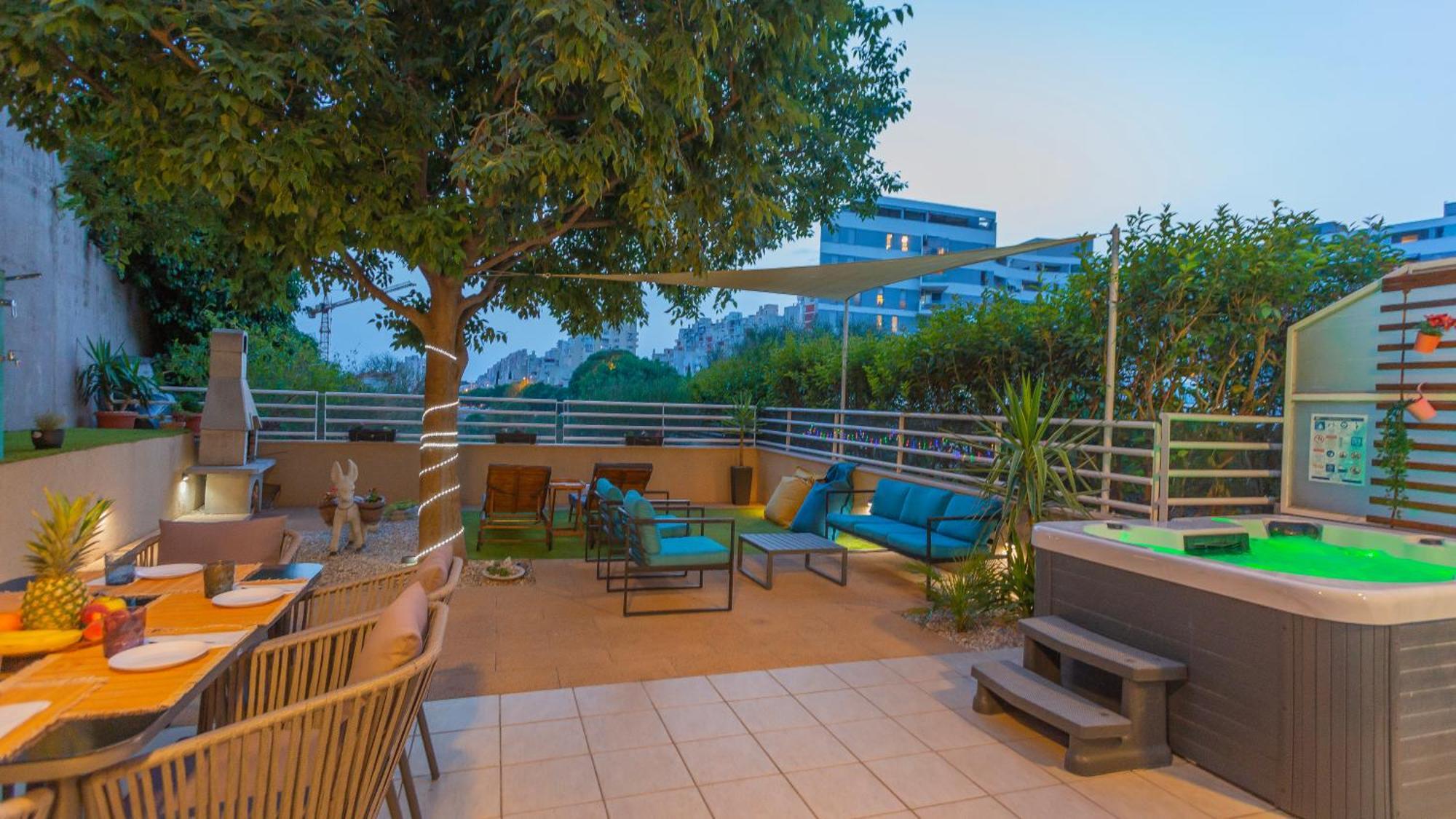 New Delux Green Garden Apartment With Hotube **** Spalato Esterno foto