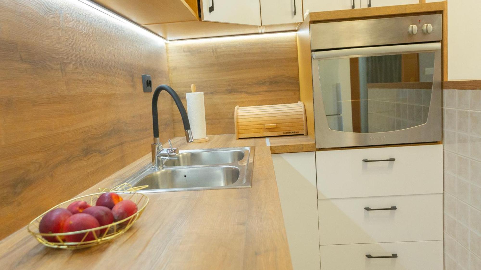 New Delux Green Garden Apartment With Hotube **** Spalato Esterno foto